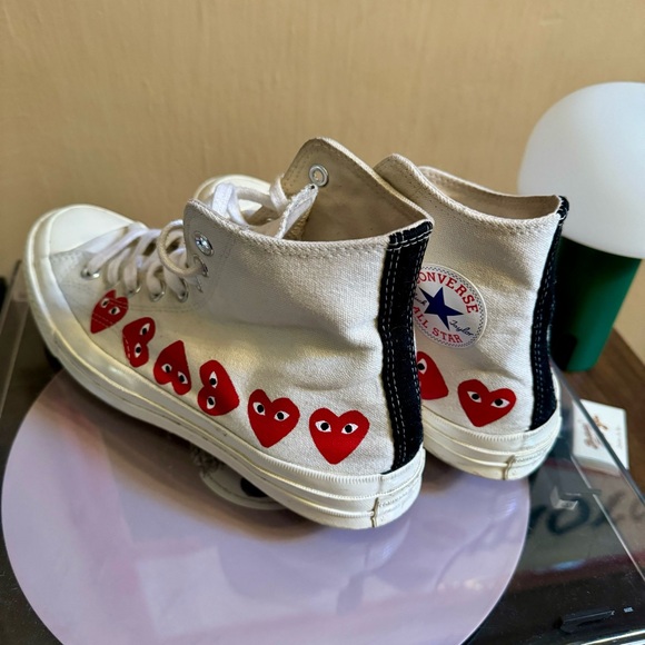 Converse Chuck Taylor All Star 70 Hi / Comme des Garcons PLAY Multi-Heart White - Picture 2 of 6
